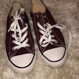 worn once girls converse